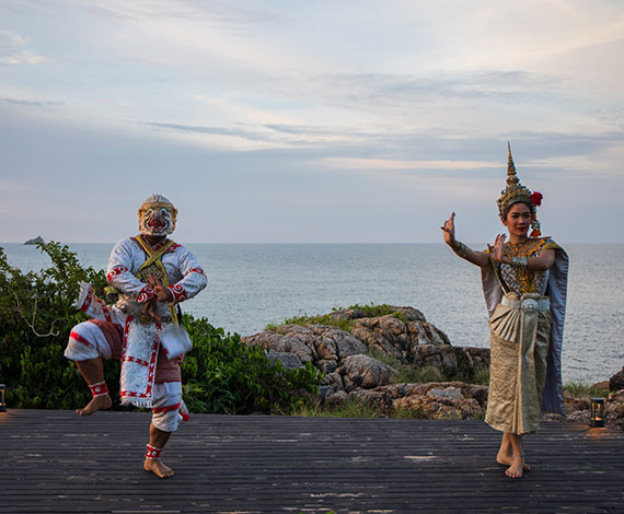 Step into Thai heritage and discover the beauty of traditional dance