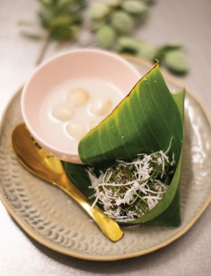 Bua Loi in Coconut Milk at Long Dtai Restaurant